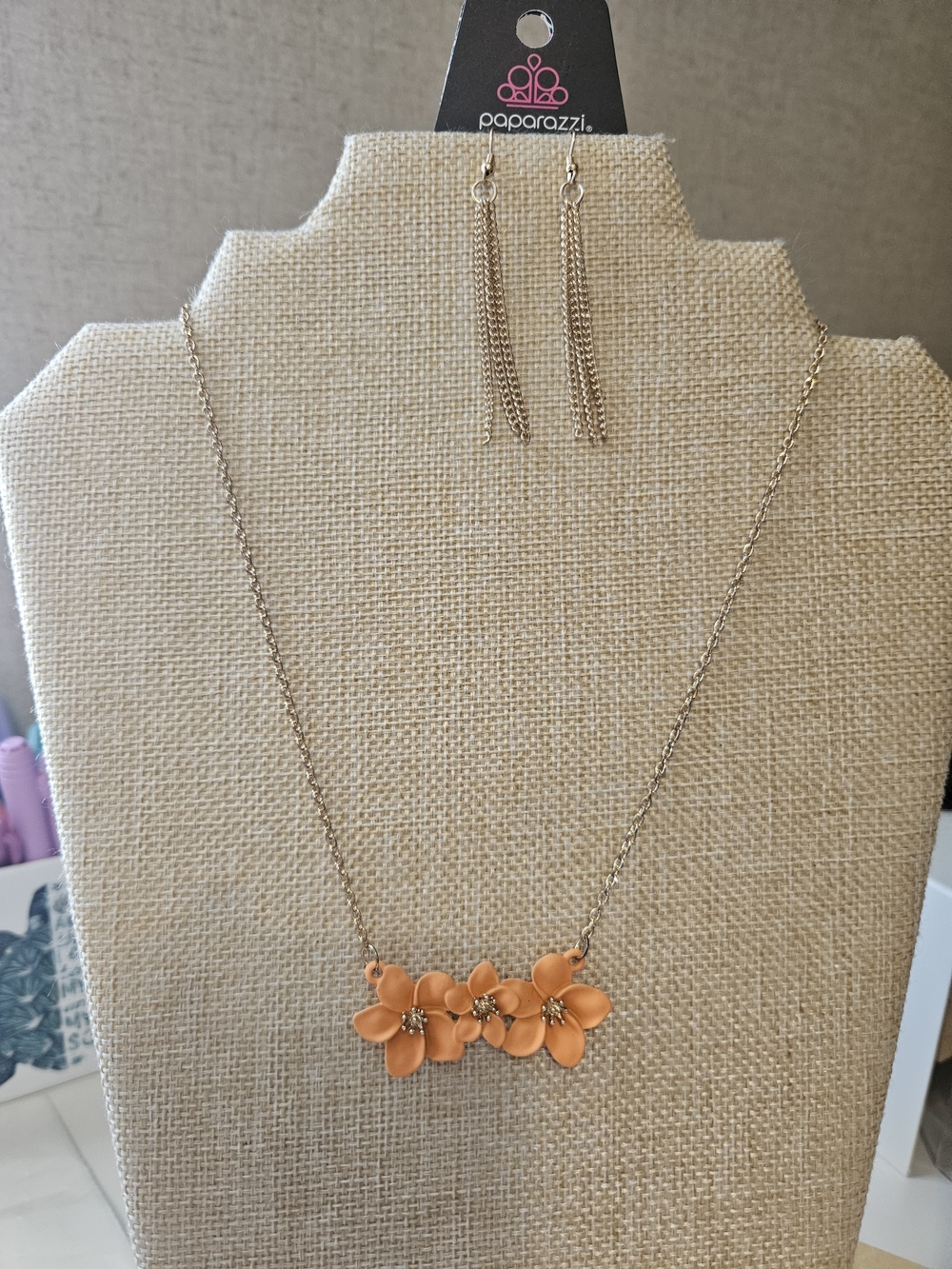 Paparazzi Orange Floral Pendant Necklace